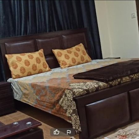 Evergreen Inn راوالبيندي المظهر الخارجي الصورة
