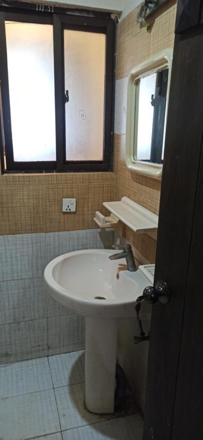 Evergreen Inn راوالبيندي المظهر الخارجي الصورة